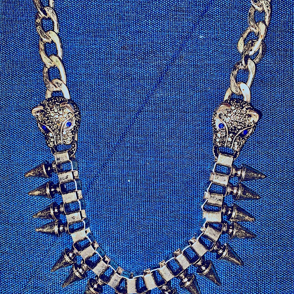 Unique panther necklace